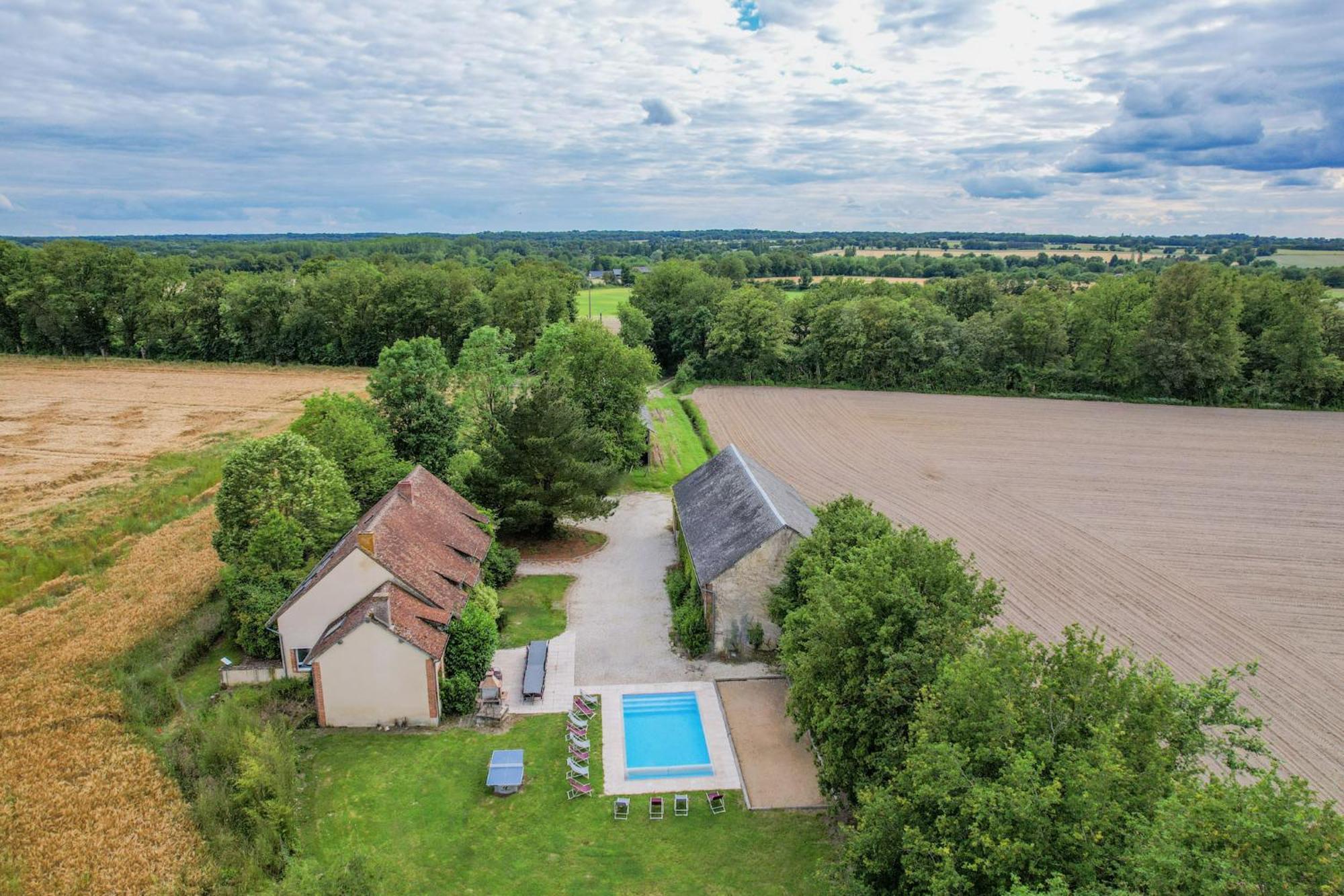 Crazy Villa Le Petit Belair 18 - Heated Pool - Foot - 2H Paris - 30P Aubigny-sur-Nère Exterior foto